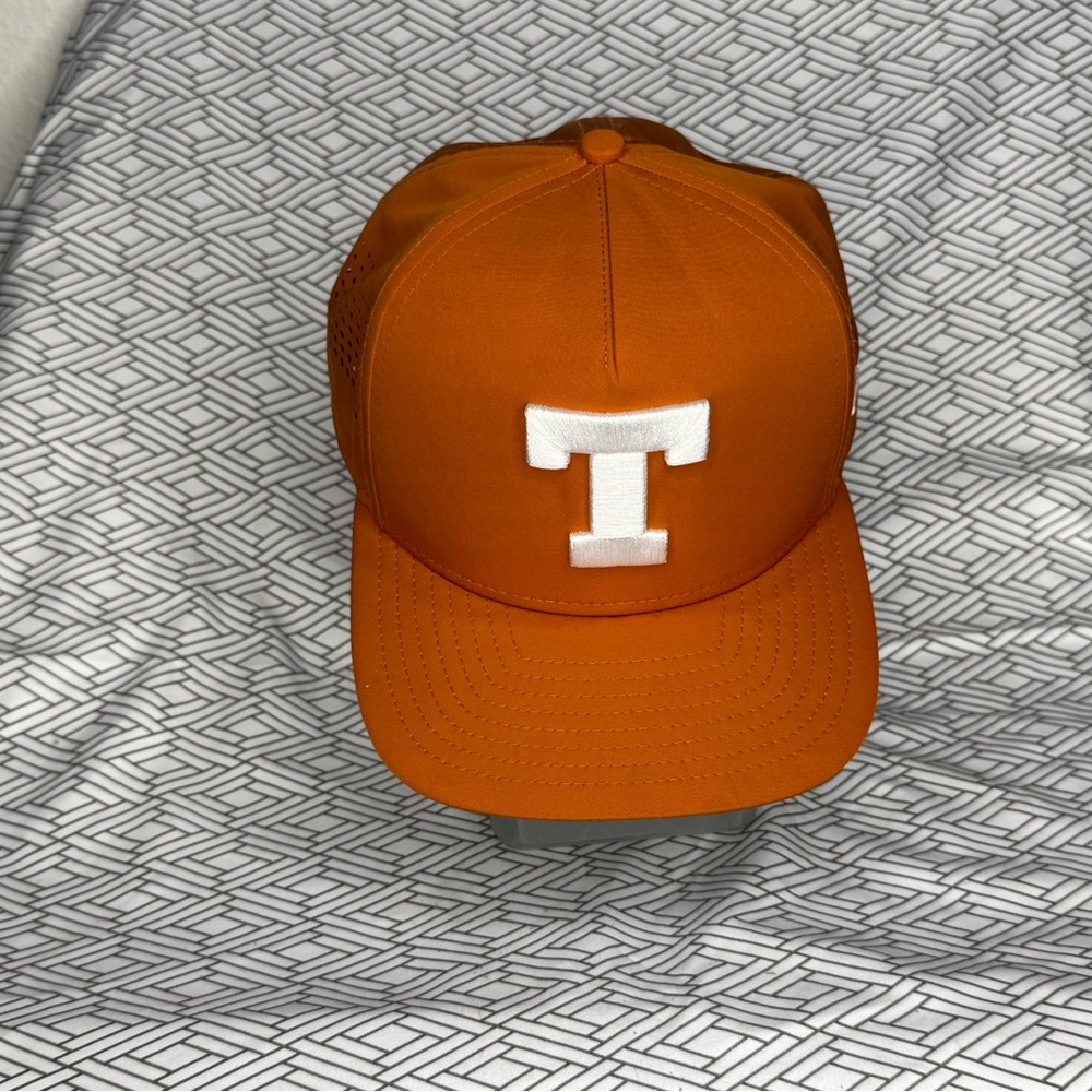 New Era university of Texas ball cap